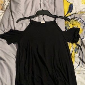 Black, tank and hanging sleeves.